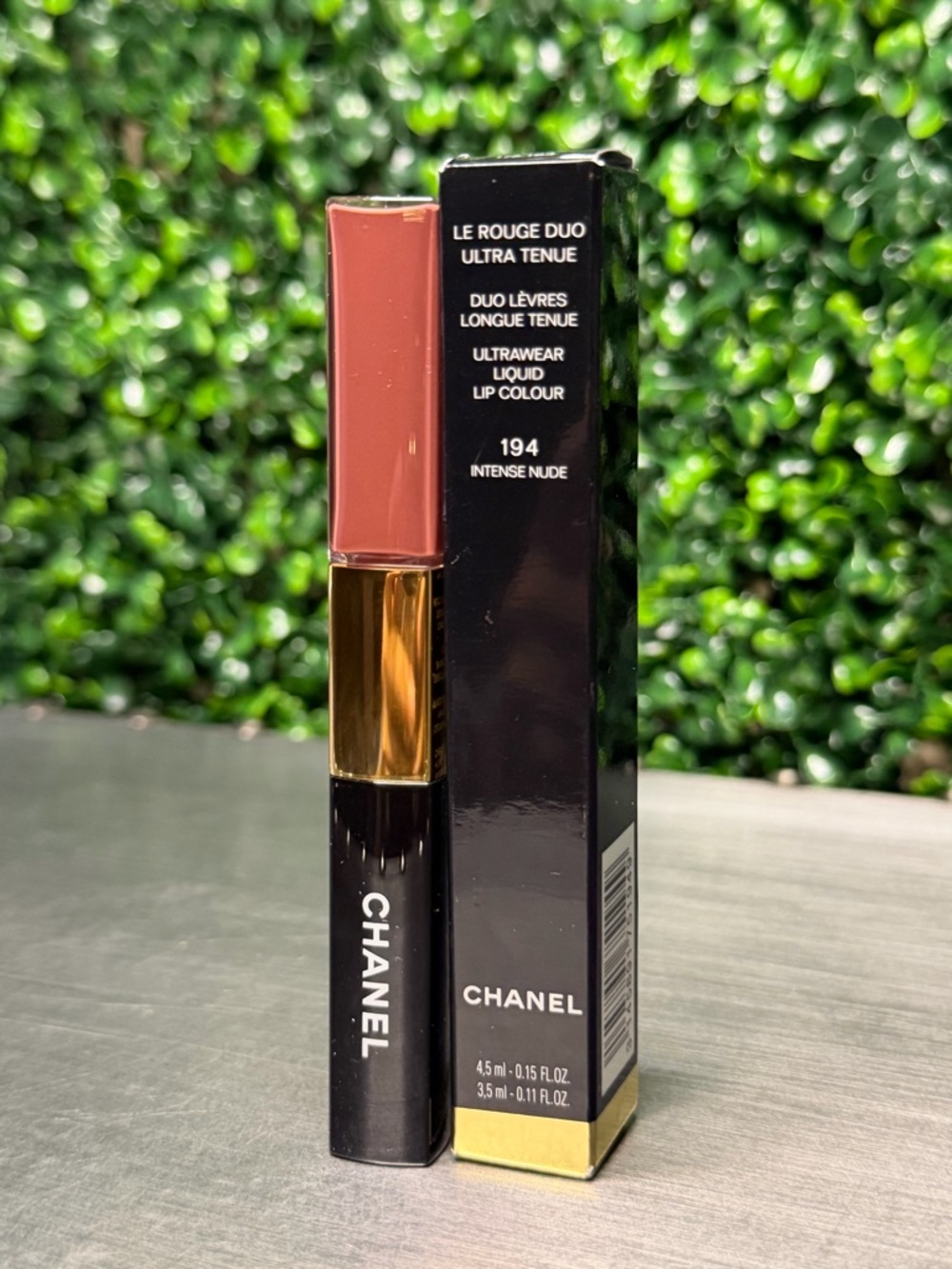 194 Intense Pink Nude-Chanel Le Rouge Duo Ultra Tenue Liquid Lip Colour